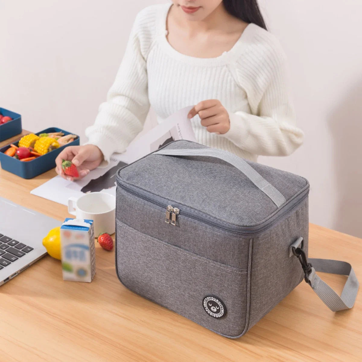 Bolsa térmica portátil con correa para el hombro, bolsa para lonchera, bolsa de almuerzo impermeable y gruesa para estudiantes.